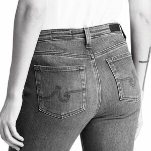 AG The Stilt Crop Cigarette Crop